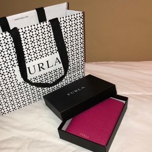GENUINE LEATHER FURLA BIFOLD WALLET